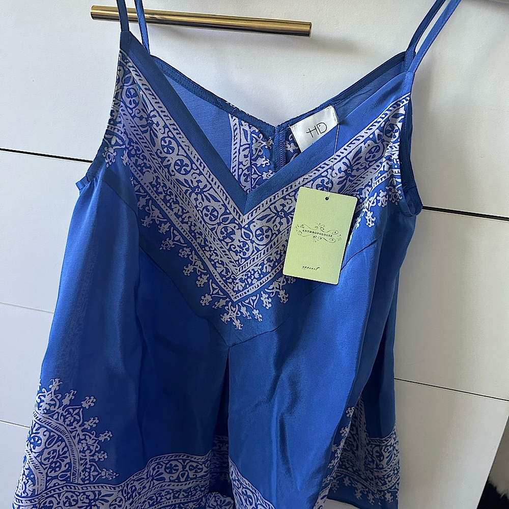 100% silk asymmetrical Anthology top size 2P New With Tags